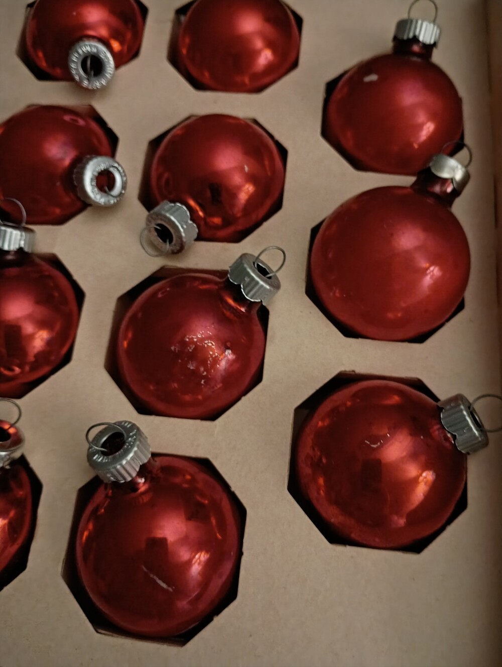 Vintage Shiny Bright Red Glass Bulb Ornaments - Picture 3 of 3